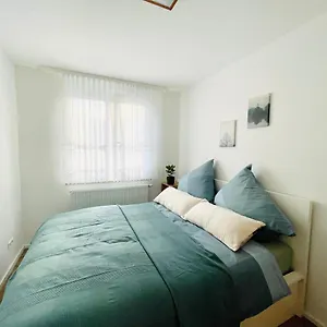 Frisch Renoviertes Und Charmantes Apartment